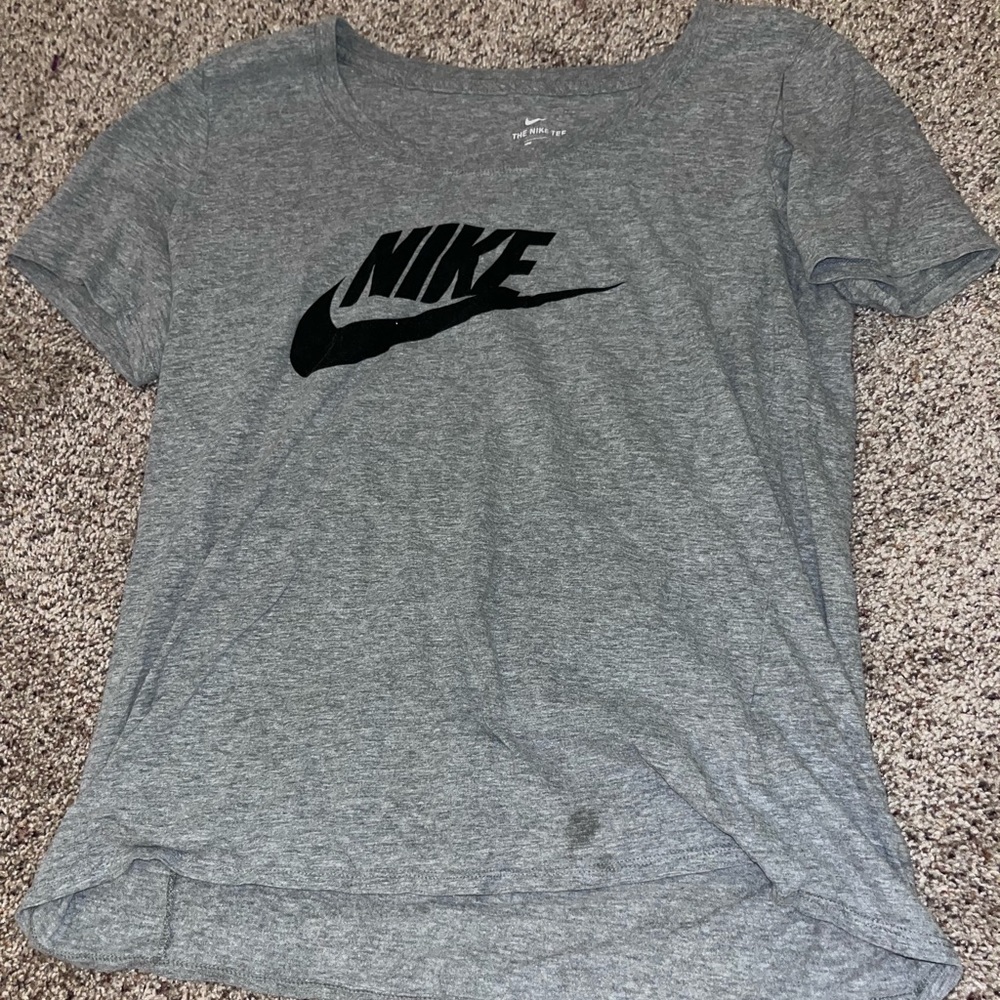 Nike tee